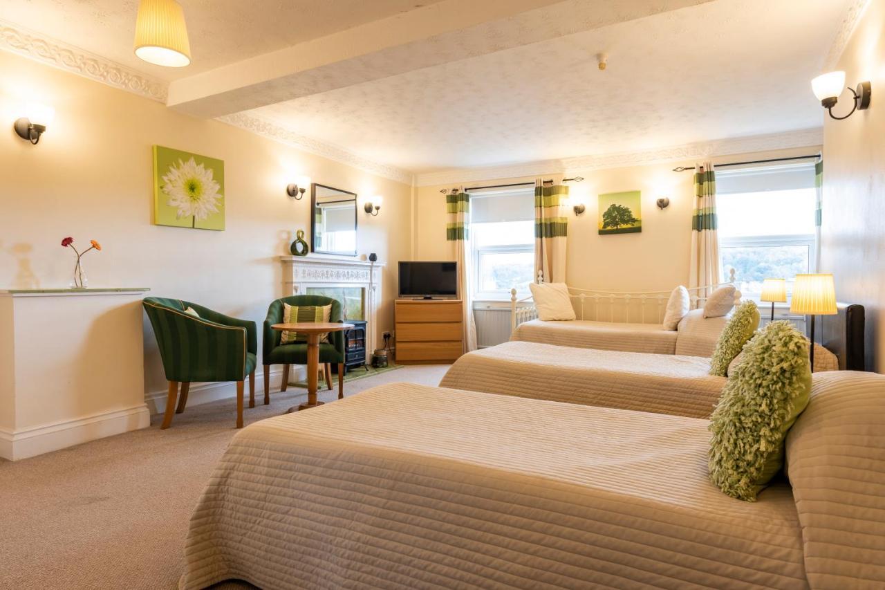 Swan Hotel Wotton-under-Edge ภายนอก รูปภาพ